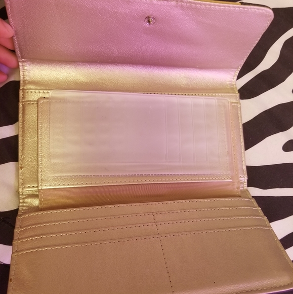 Wallet - Picture 3 of 3